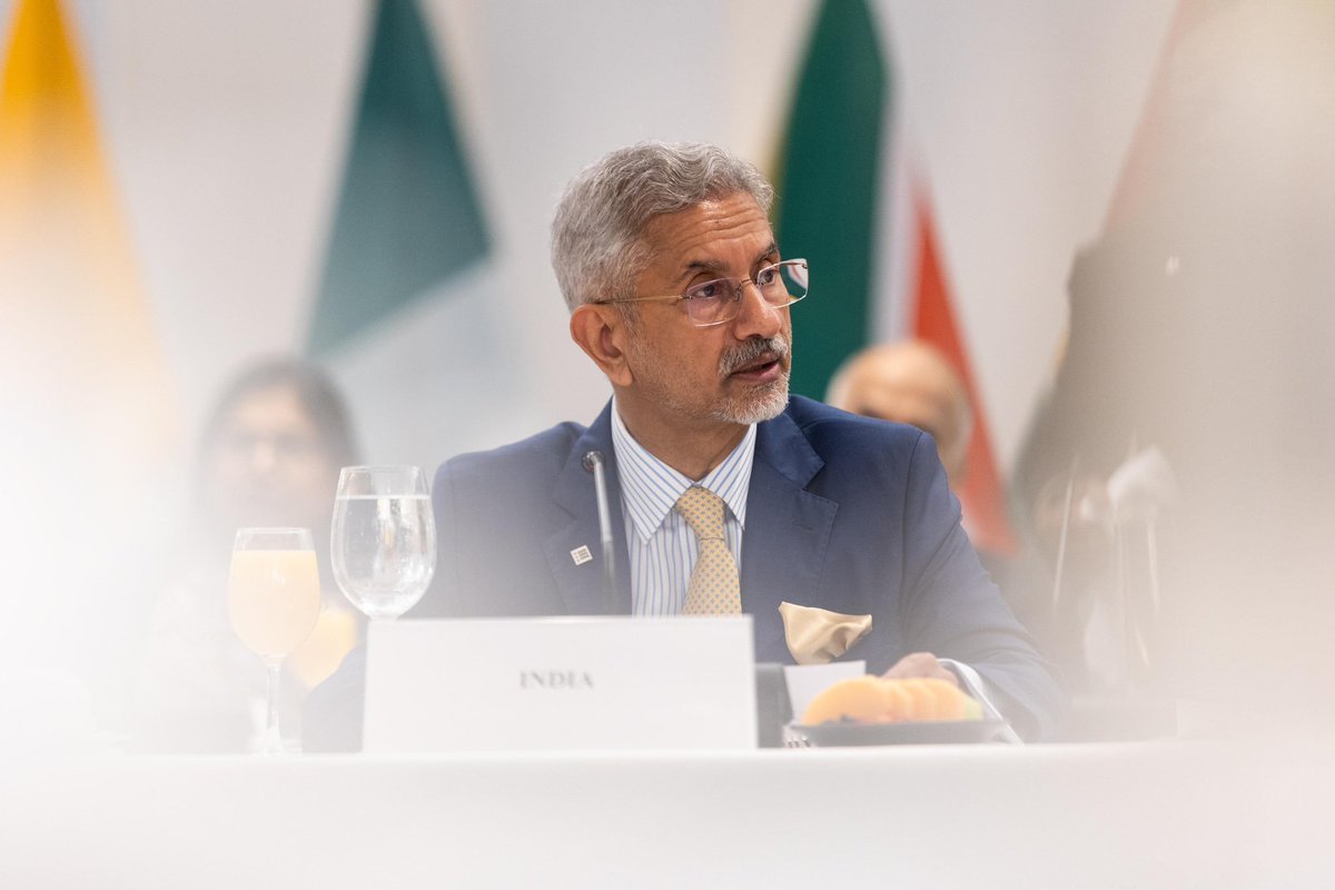 DDIndialive's tweet image. External Affairs Minister @DrSJaishankar attended the First-ever Joint Ministerial Meeting of L-69 and C-10 groupings of nations. 

#UNGA79 #UNSCReforms

@MEAIndia