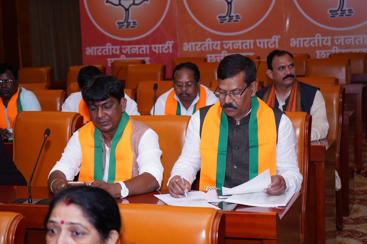 motilalsahu_'s tweet photo. भाजपा प्रदेश कार्यालय कुशाभाऊ ठाकरे परिस��� रायपुर में भाजपा राष्ट्रीय अध्यक्ष एवं केंद्रीय स्वास्थ���य एवं परिवार कल्याण मंत्री श्री J.P.Nadda जी की संगठन महापर्व,भाजपा सदस्यता अभियान 2024 बैठक में शामिल हुआ। https://t.co/xVN0sFzE2q