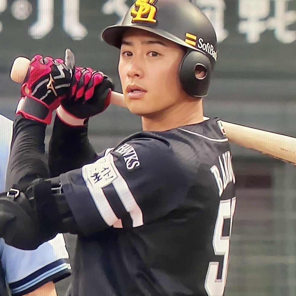 nangbeseball's tweet photo. 高校生の頃と顔が変わらない板東湧梧
#sbhawks
#板東湧梧 https://t.co/H6u54NT3PG