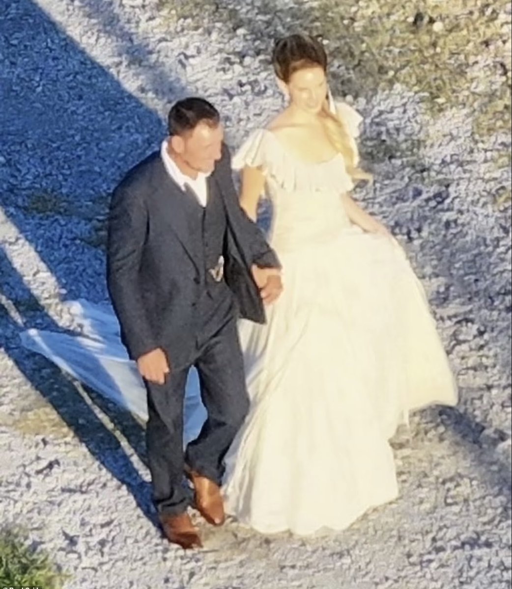 Ianacore's tweet image. 🚨| Lana Del Rey has married Jeremy Dufrene!