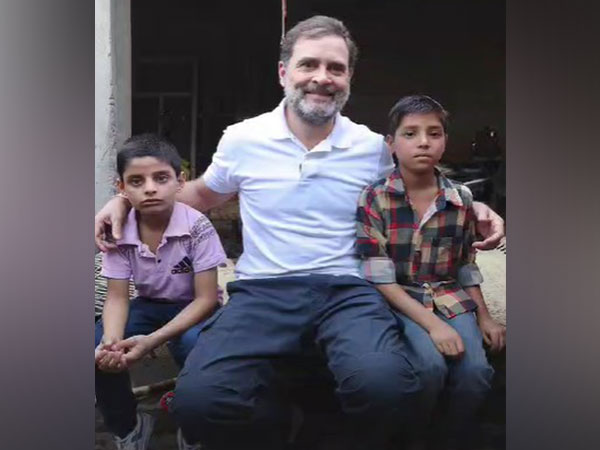 ani_digital's tweet image. 'Papa, Come Back': Rahul Gandhi slams government for lack of employment in Haryana, highlights toll of migration on families

Read @ANI Story | aninews.in/news/national/… #USMigration #RahulGandhi