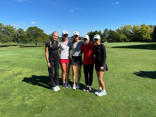 SpartanGrlsGolf's tweet image. Congrats to our Varsity Squad as they finishes the Conference season in 2nd place. @PaytonHaugen won the event and won POTY. @macyclegg25 (7th) 2nd team All-GMC. Emma H 3rd team All-GMC. Was a great day for golf. #rfactor #PlayoffBound #WorkIsDone