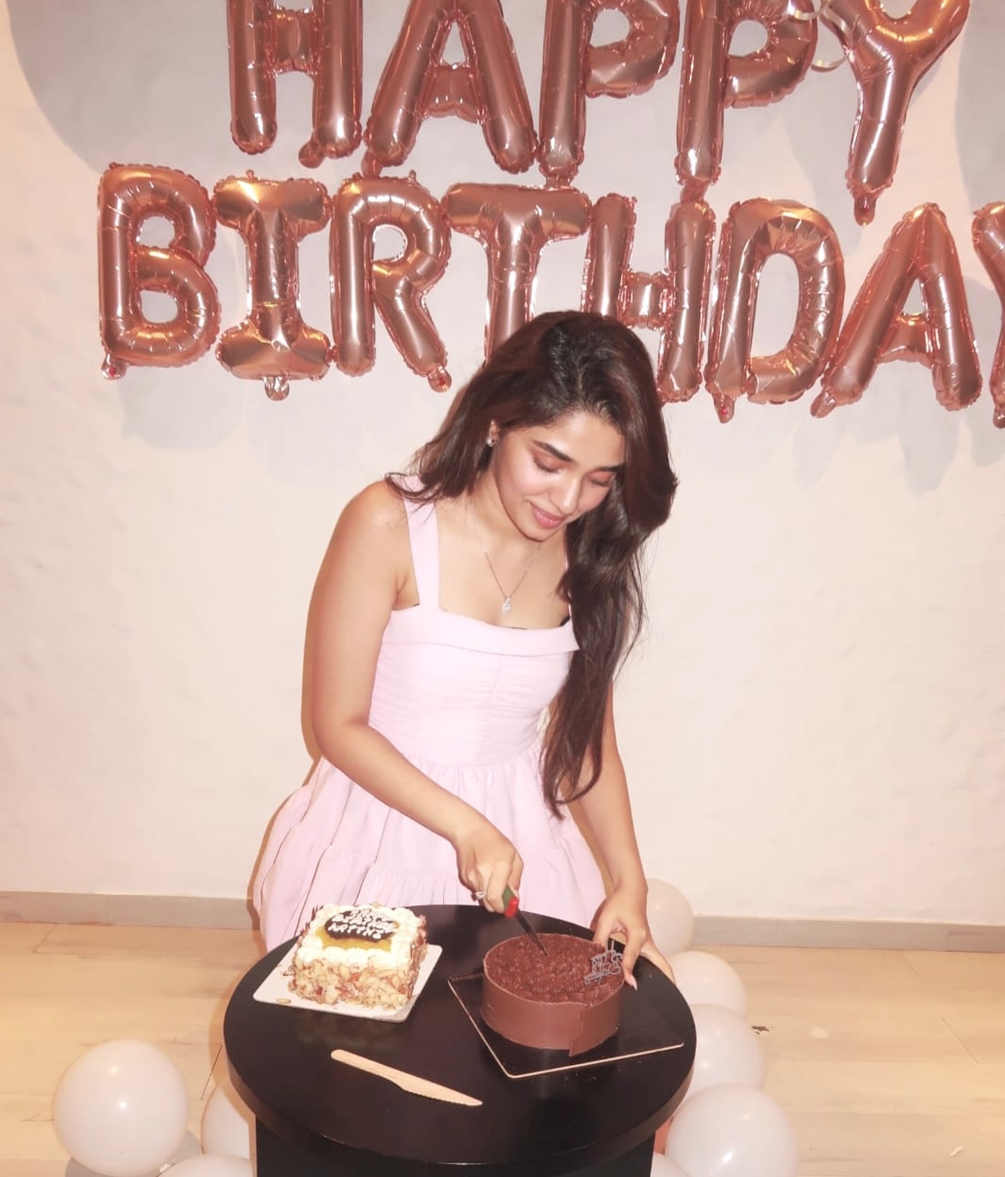 GYdO9OWa0AAMMBi?format=jpg&name=large