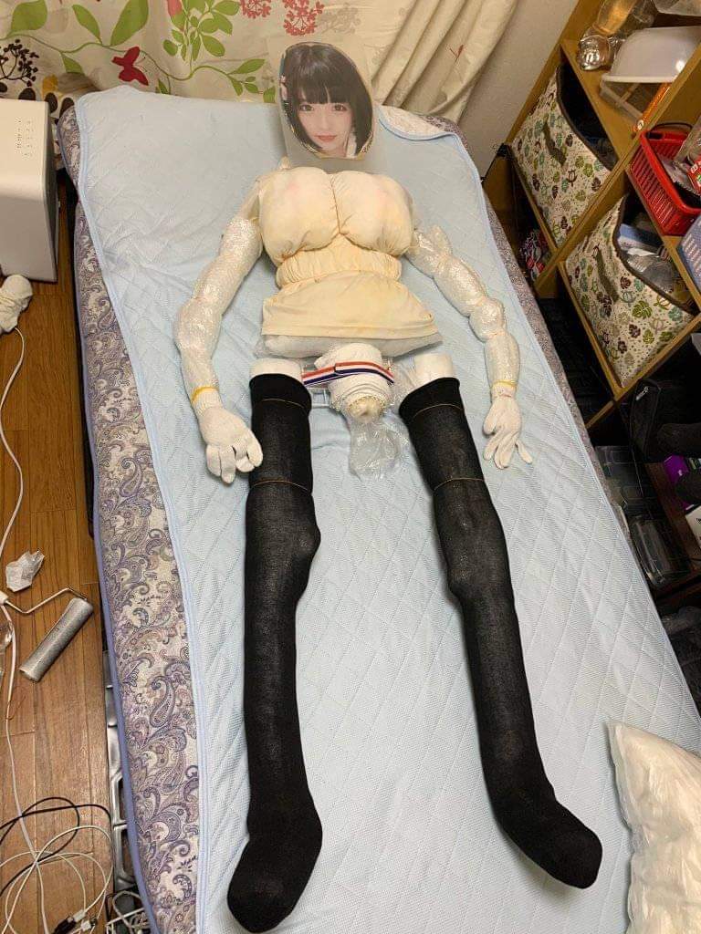 URLhyperlink's tweet image. CLI linux users going to bed after typing like a shit ton of bullshit to boot up a text file. I fucking HATE you and hope like 10 of your keyboard keys are super sticky and make it really hard to type. Stop being a queer and use a god damn GUI like a NORMAL FUCKING PERSON!!!!