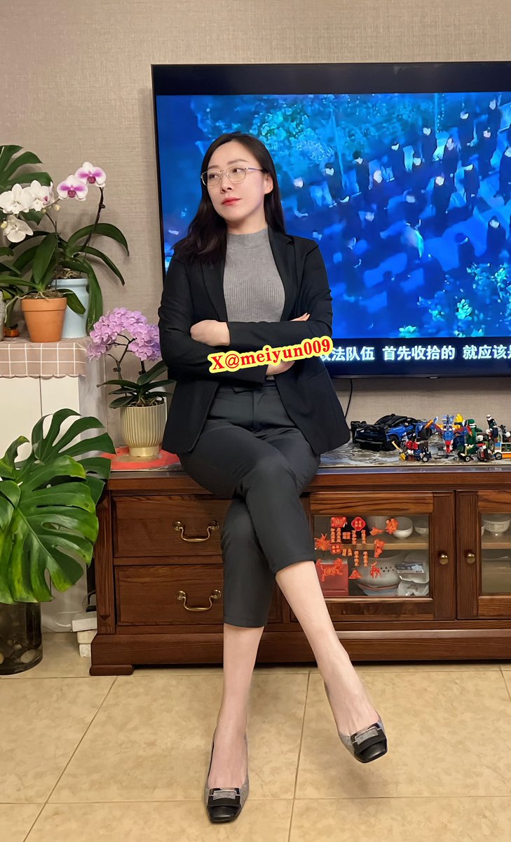满纸荒唐言，一把辛酸泪。都云作者痴，谁解其中味。 https://t.co/CD4i6mDd5K