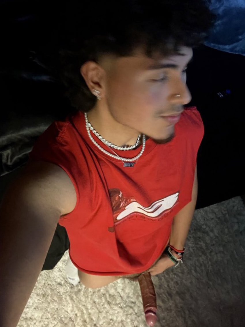Foinemen's tweet photo. Markitos 🤤 https://t.co/rKDEvDgn5J