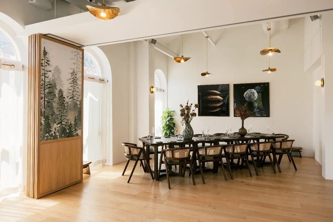 Ethical Dining at Its Best

At Restaurant JAG, we stand for ethical cultivation and animal husbandry. We partner with like-minded suppliers to ensure your dining experience is both delicious and sustainable. Join us in our mission at STPI Robertson Quay.