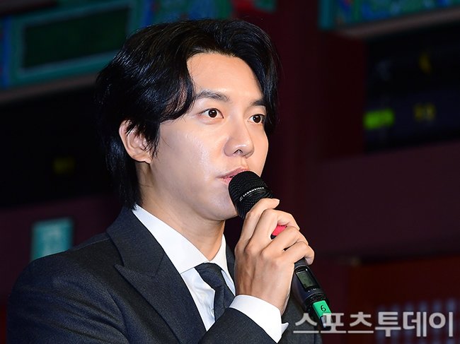 "Lee Seung Gi Incident Prevention Act," has passed the National Assembly threshold

It's a law that requires entertainment agencies to provide accounting records to their affiliated entertainers to ensure that artists are paid fairly 

More details 👇

#LeeSeungGi #이승기