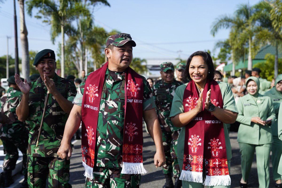sinpotv's tweet image. Cegah Tentara Terlibat Judi Online, Kasad Jenderal Maruli Beri Pesan Mendalam 

sinpo.id/detail/81538/c… 
#JudiOnline #KasadJenderalMaruli #Kasad #MaruliSimanjuntak #TNIAD