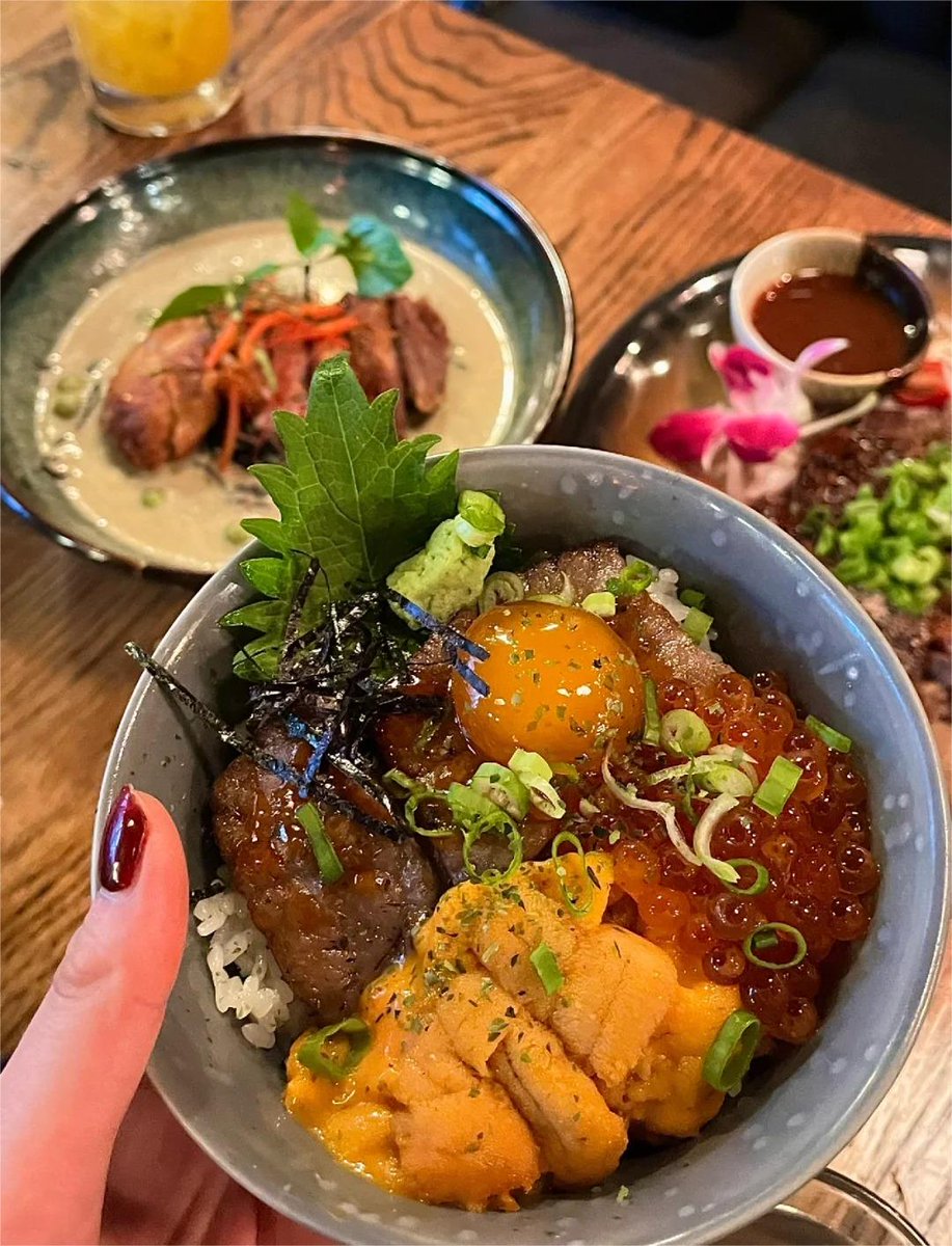 Hashyiuc's tweet image. This Thai restaurant is pretty good😍  11 Tigers