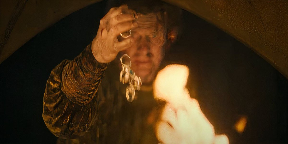 jorgegavila's tweet photo. Mi resumen del Episodio 7 de #TheRingsOfPower #LosAnillosDePoder:

- El alcance es fenomenal.
- No, no es la batalla más grande de la historia de la televisión (esa es La batalla de los Bastards, de #GameOfThrones), pero está bastante cerca.
- #Galadriel como personaje se ha desvanecido esta temporada.
- Charlote Brandstrom es estupenda como directora de episodios épicos.
- La banda sonora de @bearmccreary es legendaria
- #Sauron es el mejor villano de la actualidad. Un verdadero HDP. 
- Adar es un gran personaje, también lo es Durin.
- El beso de #Elrond y #Galadriel no significa nada. NADA.
- Arondir no puede estar muerto. 
- La historia de #Celebrimbor es muy trágica.
- Técnicamente es una maravilla (sonido, fotografía, edición, etc.)
- Es la mejor serie de televisión actualmente. 
- Esta serie tiene más respeto por la obra de Tolkien que el Star Wars de Disney por la de George Lucas.
- ¿Ya dije que el beso de Elrond y Galadriel no significa nada? Sí, NADA.
- Los que odian van a odiar. Esta serie es increíble, no importa lo que digan los fanáticos de Tolkien.