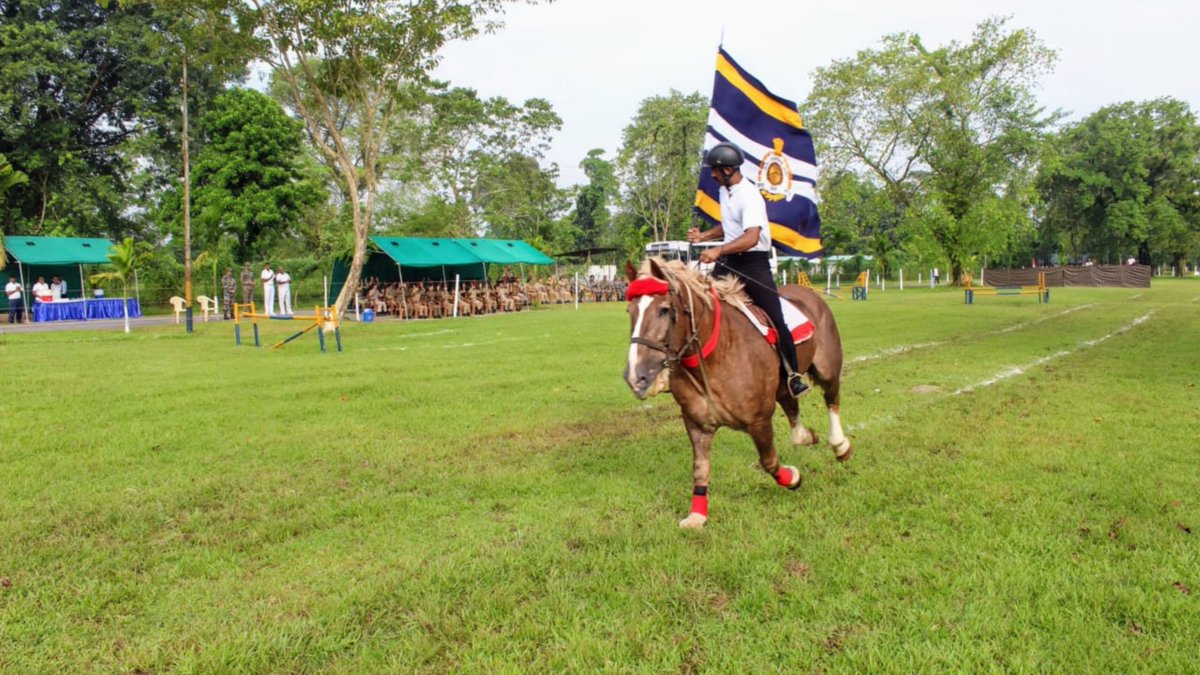 Spearcorps's tweet photo. #SpearCorps, #IndianArmy organised  #ShowJumping and #TentPegging for 34 #NCC Girl Cadets at Lekhapani, #Assam.
The event instilled thrill and excitement amongst the #Cadets, who expressed keen interest in learning the nuances of Horse Riding from the soldiers. 
The experience fostered the motivation among #Cadets to join the #IndianArmedForces.

@adgpi
@easterncomd
@nccner 

Facebook - https://t.co/LGKCPIR2Ik

Instagram - https://t.co/Ao47MunJEB