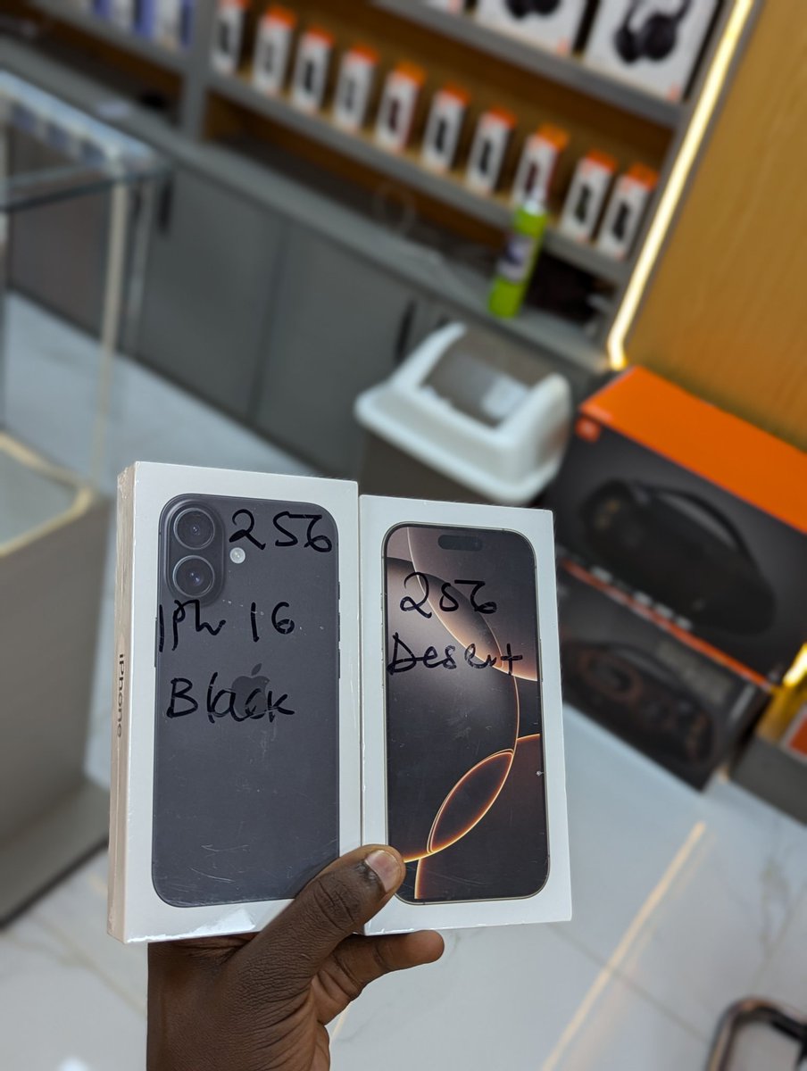 TAG_Keith's tweet photo. iPhone 16 Prices 👇:

iPhone 16 :                       3,670,000
iPhone 16 Pro :               5,230,000
iPhone 16 Pro Max :     6,230,000

- All are brand new and 1 Year Warranty ( 0756321405 ) https://t.co/PGJmyk2Kpz