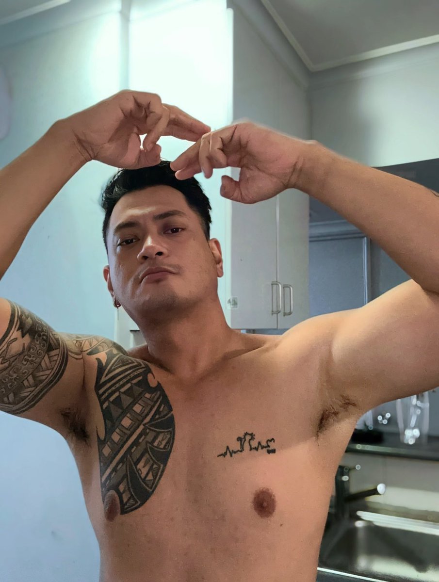 DSapangBato2's tweet photo. No need to overreact! It's just prostate massage(which @Ken_Prostate did a great job), and even straight men enjoy it. It's really not a big deal! We're in 2024—and even if l did, being a bottom doesn't make anyone less important anymore.

Want to see it?

https://t.co/u48FPKTYeC https://t.co/LXOSEYA4Lm