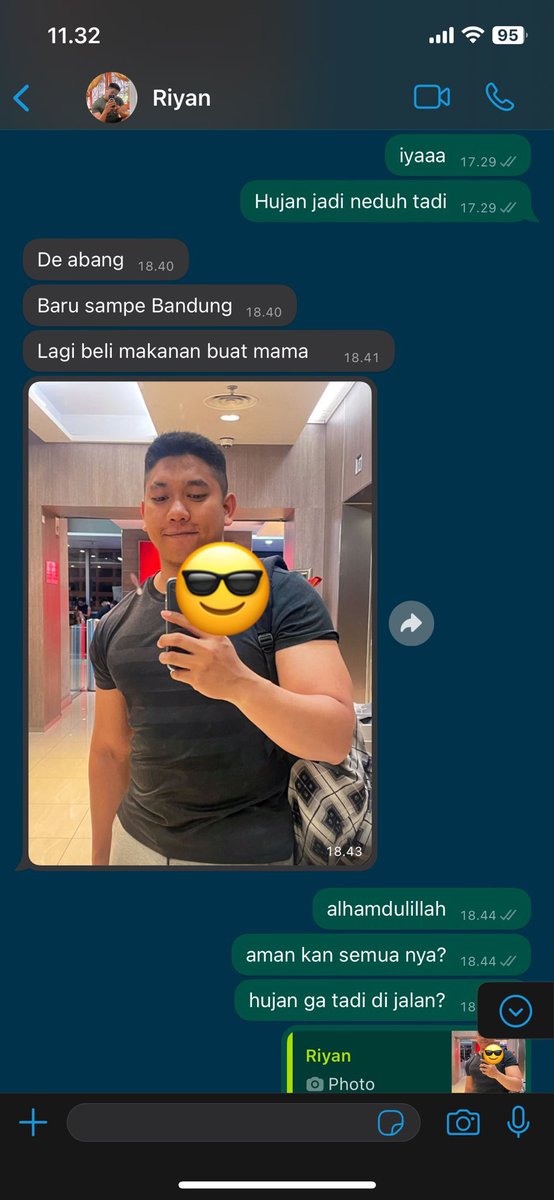 figuranutamaa's tweet photo. Riyan riyan ..

teruntuk semua teman - teman dan khususnya Warga Bandung, tolong waspada ya .. 
Tolong di Blok, Report dan abaikan kalau meminta yang aneh2 .. 

Terima kasih 🙏🏻 https://t.co/cGjDPiPhOQ