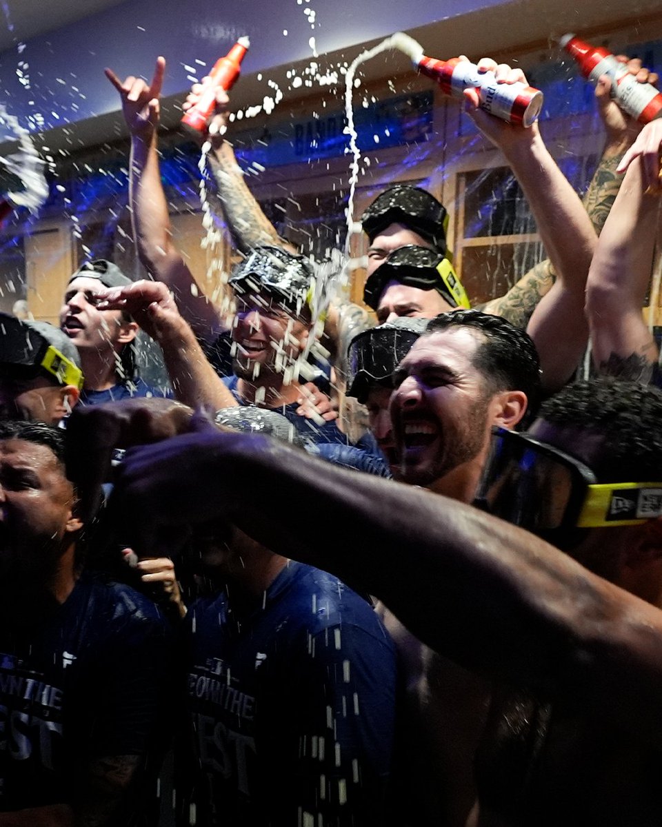 California Love 💙 #CLINCHED