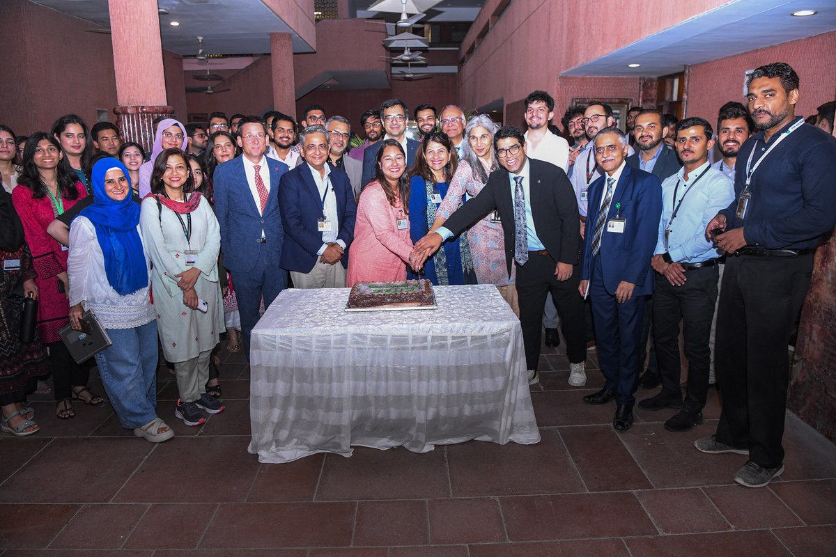AdilHaiderMD's tweet photo. Our awesome research incubator CITRIC turns 4!🌟 4 years of impactful work, 9 centers pushing boundaries in diverse aspects of healthcare research from patient safety and global surgical care to bioinformatics and more. Proud of all the teams as our people are our greatest asset! https://t.co/xFwdfYzVYA