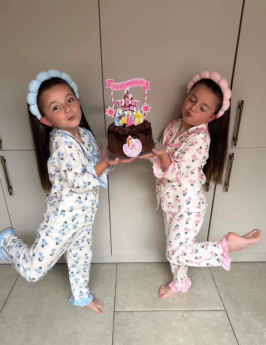 Happy 6th Birthday Gorgeous Girls 🥳🩷🩷