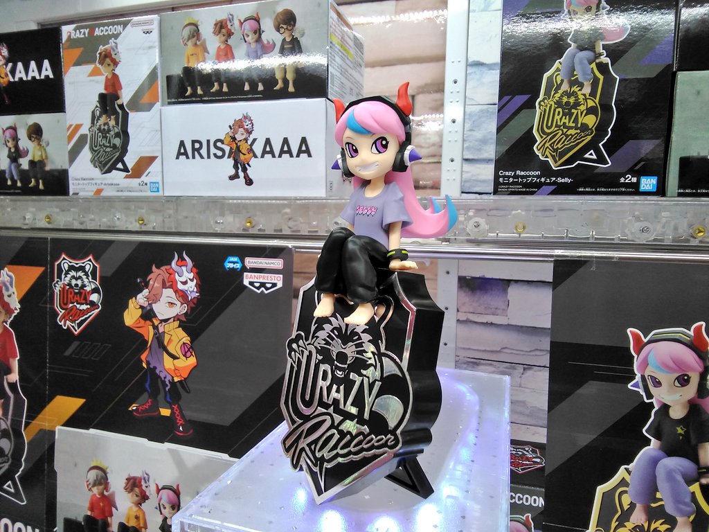 プライズ】本日新入荷！ 『Crazy Raccoon モニタートップフィギュア