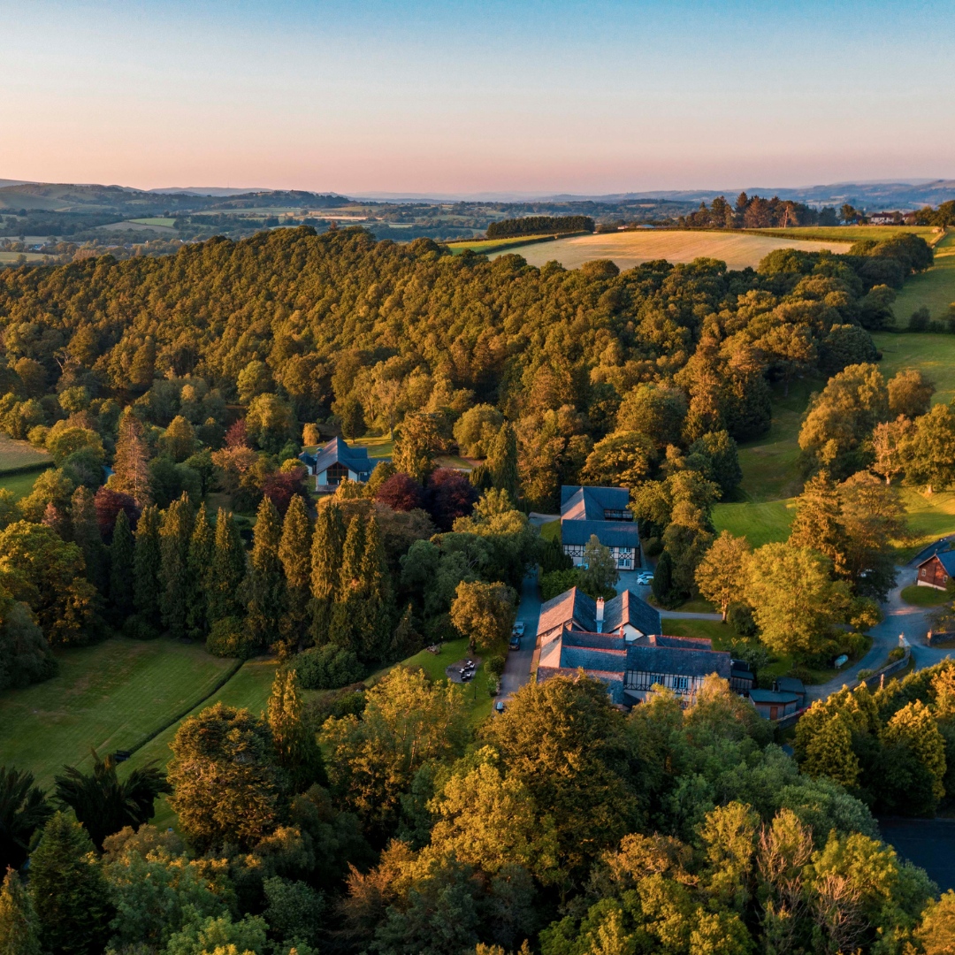 LCH_Hotel's tweet photo. This #WorldTourismDay we're inviting you to explore exclusive hotel offers at Lake Country House, designed to help you relax and escape from the pressures of day-to-day life: https://t.co/uShbLKjsay
We hope to see you soon! #VisitWales #WelshCountryside https://t.co/LRqAvS3p2j