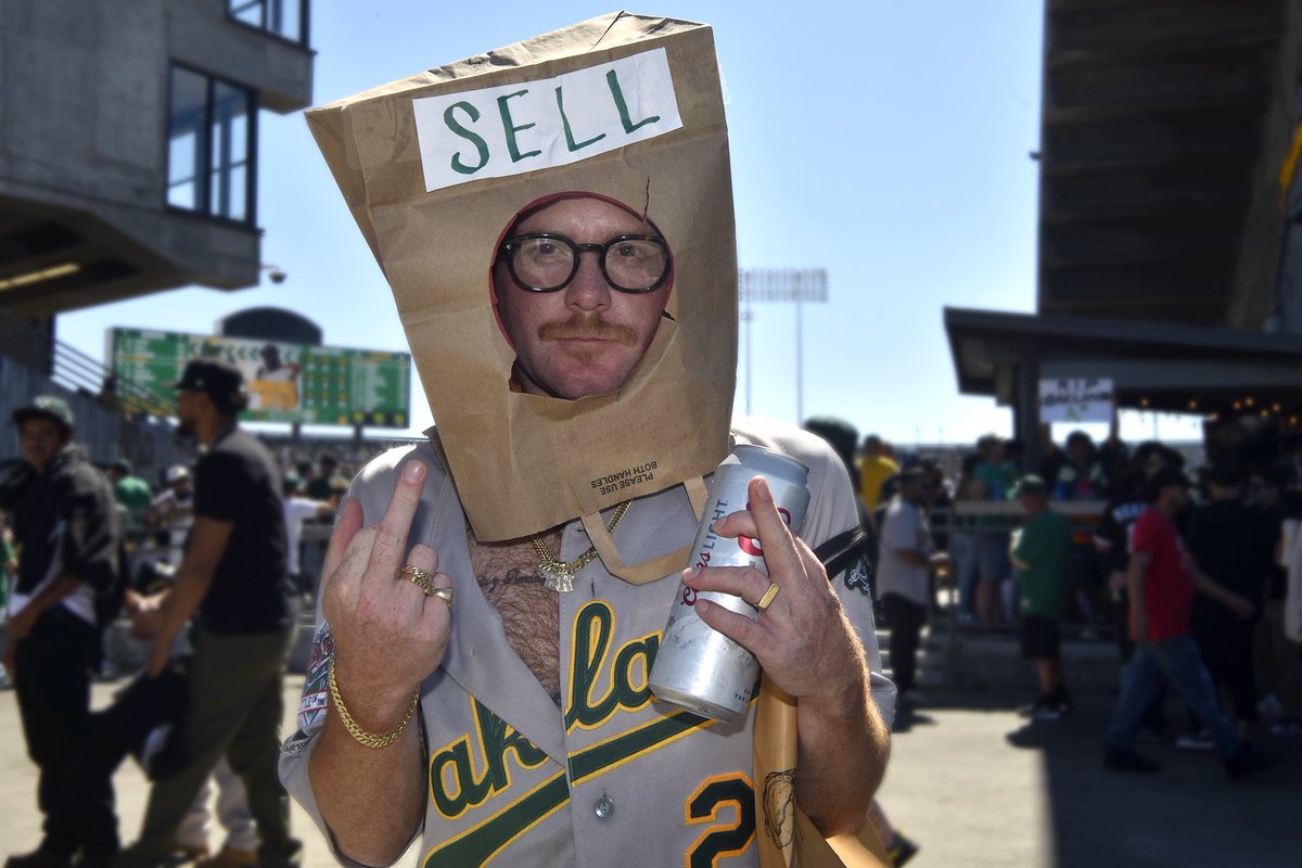 Charlie Russo tweet media