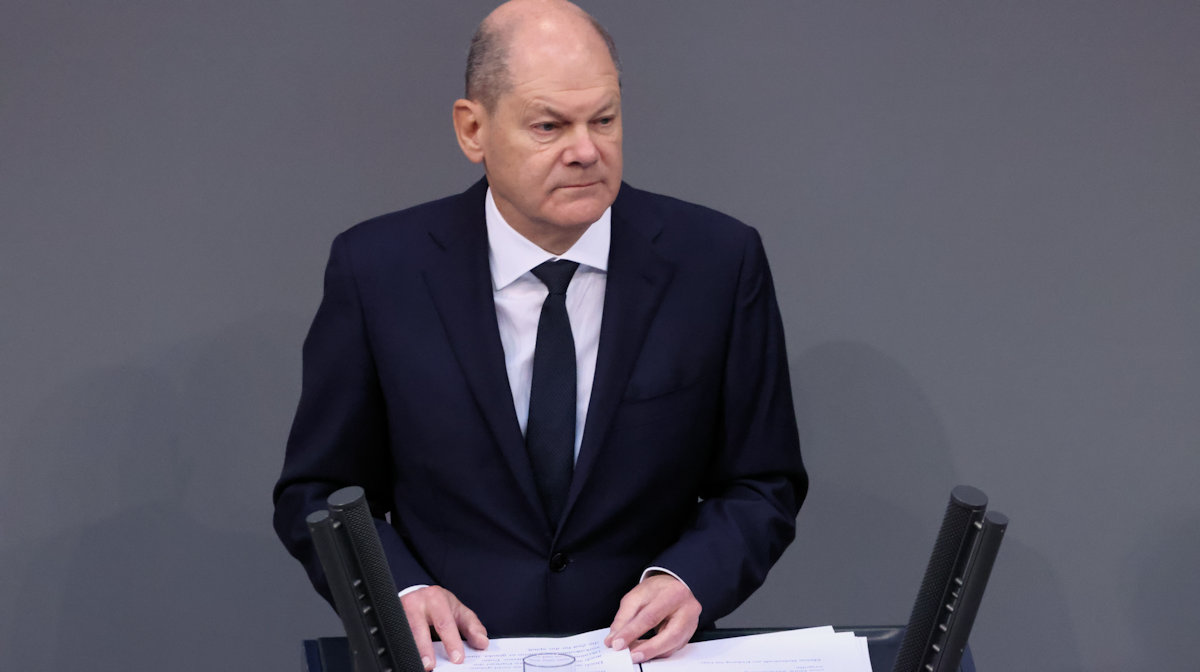 EUSchwerbehind1's tweet photo. Juso-Chef kritisiert Scholz für Umgang mit Asyl-Protestbrief / #Behinderung #Inklusion #Deutschland #Hilfe #News #Berlin #Newsroom #Nachrichten #presse #Juso #Chef #Kritik #Scholz #Asyl #Protestbrief https://t.co/zIFaLbgK0F https://t.co/kxMdKGaZRn