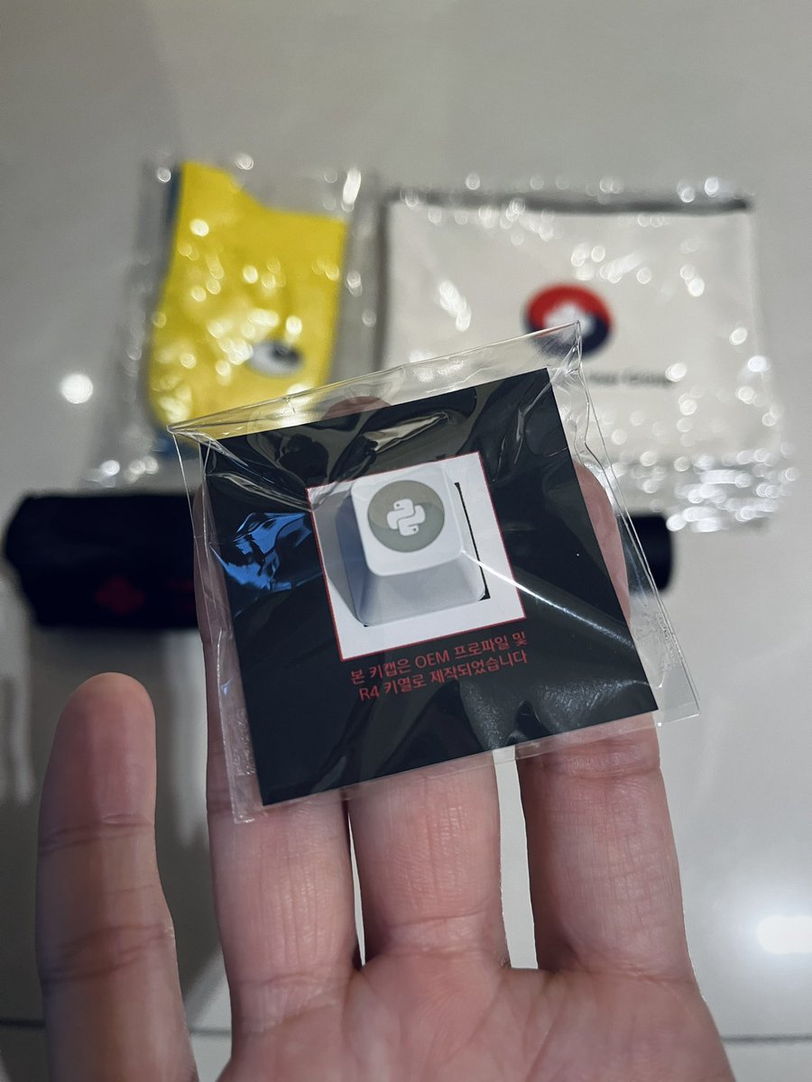 petertc_chu's tweet image. Got lovely swags from @seongsoo_kr and @PyConKR thanks! Hope to join you folks in the 2025 edition.

#pycontw #pycontw2024 #python #opensource