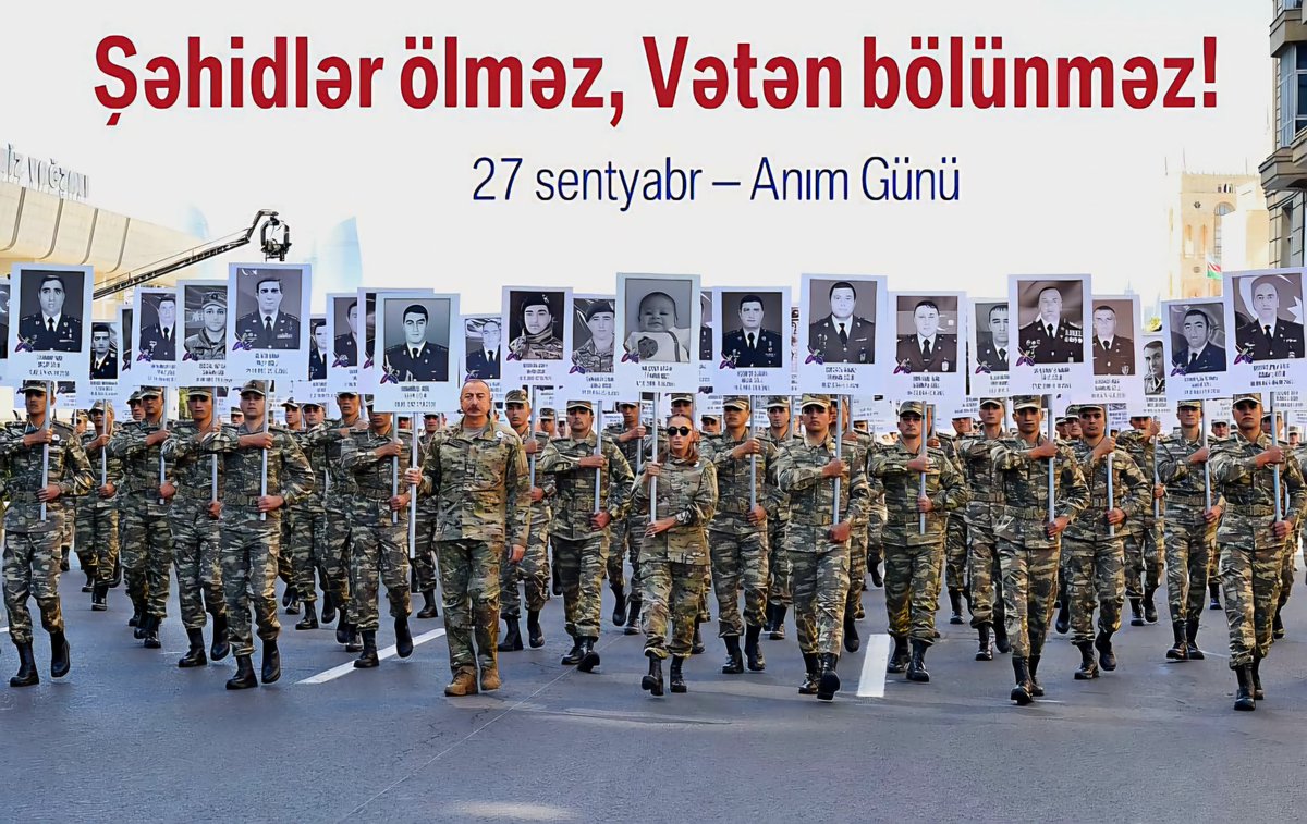 Bu gün ölkəmizdə qəhrəmanlığı ilə dastana dönən şəhidlərimizin Anım Günüdür🇦🇿
Müzəffər Ali Baş Komandanımızın rəhbərliyi altında düşmən üzərində Zəfər çalaraq  Azərbaycanı bütün dünyada qalib ölkə kimi tanıdan igid Şəhidlərimizin qarşısında baş əyirik!