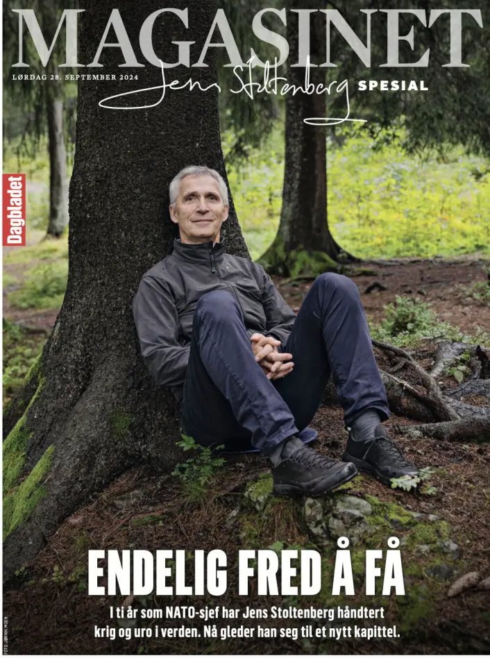 JanHerdal's tweet photo. Slik feirer den en gang kritiske avisen Dagbladet mannen som gikk veien fra Auf-formann og NATO-motstander til å bli Norges verste krigspropagandist. 

- I tillegg til hovedsaken på Jens Stoltenberg, så kan man i Magasinet lese et intervju med hans kone Ingrid Schulerud, tidligere matansvarlig i Dagbladet, Christopher Sjuve, har laget Stoltenbergs to favorittretter, Magasinets quizmaster Simen Sveen har laget 40 spørsmål om Stolenberg – og kryssordmaker Rolf Hansen har flettet Stoltenberg inn i flere av spørsmålene i lørdagens kryssord, skriver NJs fagblad Journalisten. https://t.co/HwfkBdpZ84