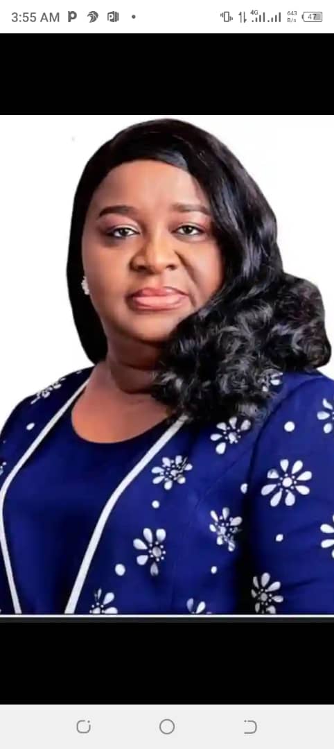 Unwanaassam1's tweet photo. SAD!

Wife of the Governor of Akwa Ibom State, Mrs. Patience Umo Eno is dead. According to the official release, she passed on after an illness in the presence of her family. May her soul rest in peace!😭😭😰😰

Pregnant/ Yes Daddy/ Pete Edoche/ #verydarkman https://t.co/v9HkBaultL