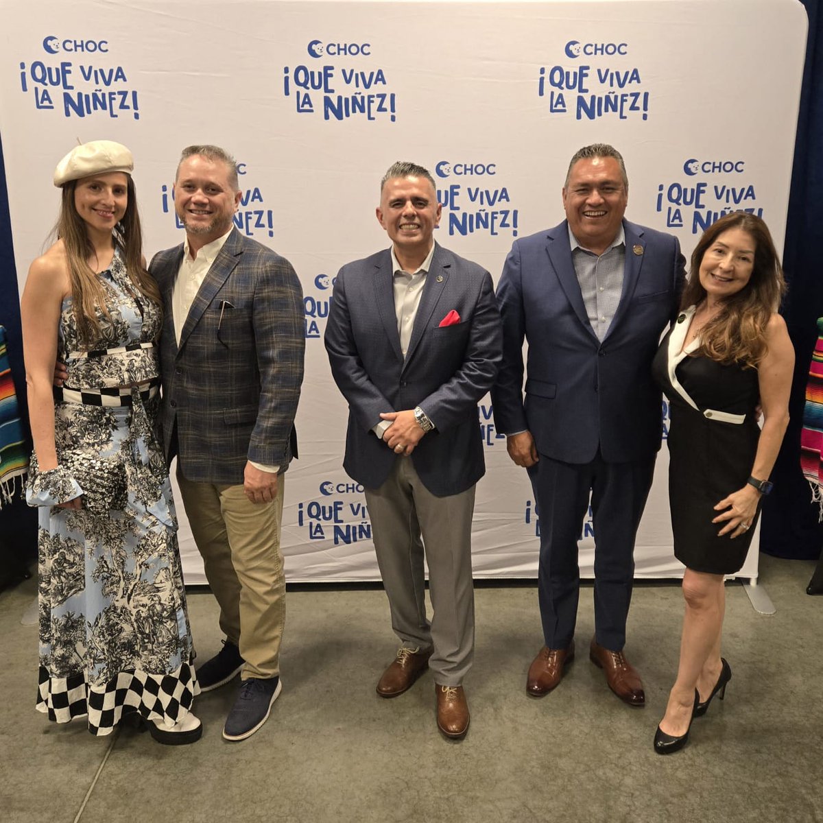Channel1LA's tweet image. One of the largest economies in the world. U.S. Latinos represent a $3.6T economy Women Latinas represent a $1.4T economy. The largest ascending economy in the world. THE 4TH Annual  Unidos #ChildhoodCancer
 #ChildhoodCancerAwareness
#NorthgateMarket choc.org #CPG