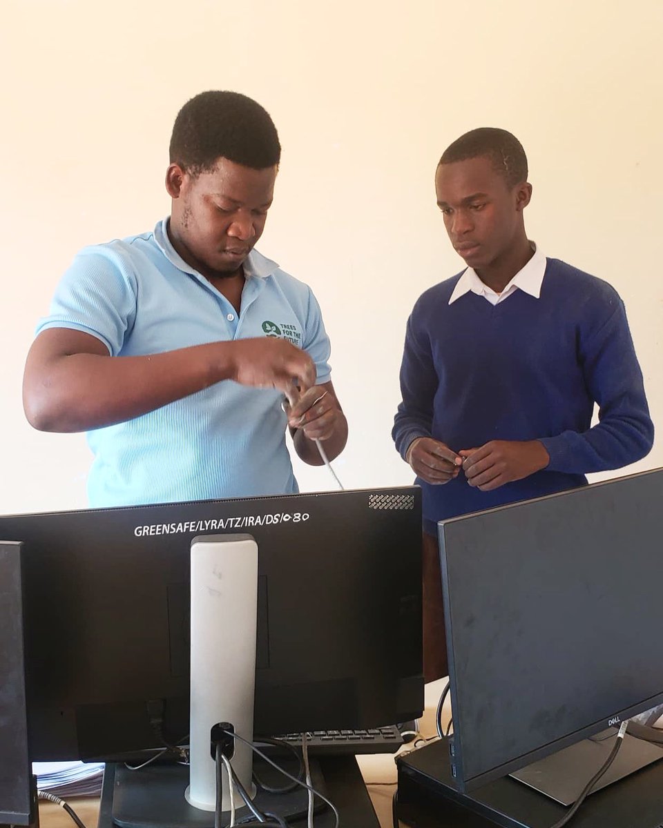 Grayson Nyakunga, our Digital Captain from Lundamatwe Secondary School is mastering network cable creation with Lyra's technical officer, driving innovation and connectivity for the future.

 #TechSkills #STEMEducation #YouthLeadership #ConnectedFuture #TANZANIA