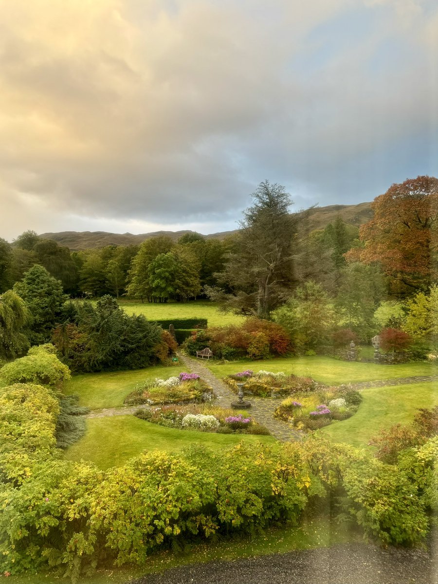 AttadaleGardens's tweet photo. Autumn colours have arrived and still arriving π§‘πβ€οΈ
Open daily til end of October π§‘πβ€οΈ
@scotgardens @scottishgdns @WildlifeEstates @WesterRossBios #GW2for1
π§‘πβ€οΈ https://t.co/mk6jTrQoHN