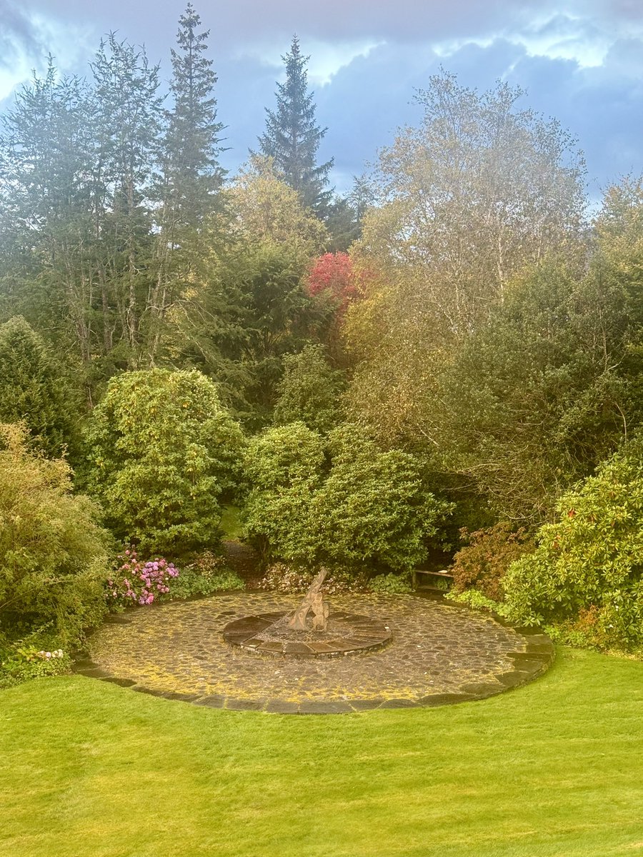 AttadaleGardens's tweet photo. Autumn colours have arrived and still arriving π§‘πβ€οΈ
Open daily til end of October π§‘πβ€οΈ
@scotgardens @scottishgdns @WildlifeEstates @WesterRossBios #GW2for1
π§‘πβ€οΈ https://t.co/mk6jTrQoHN