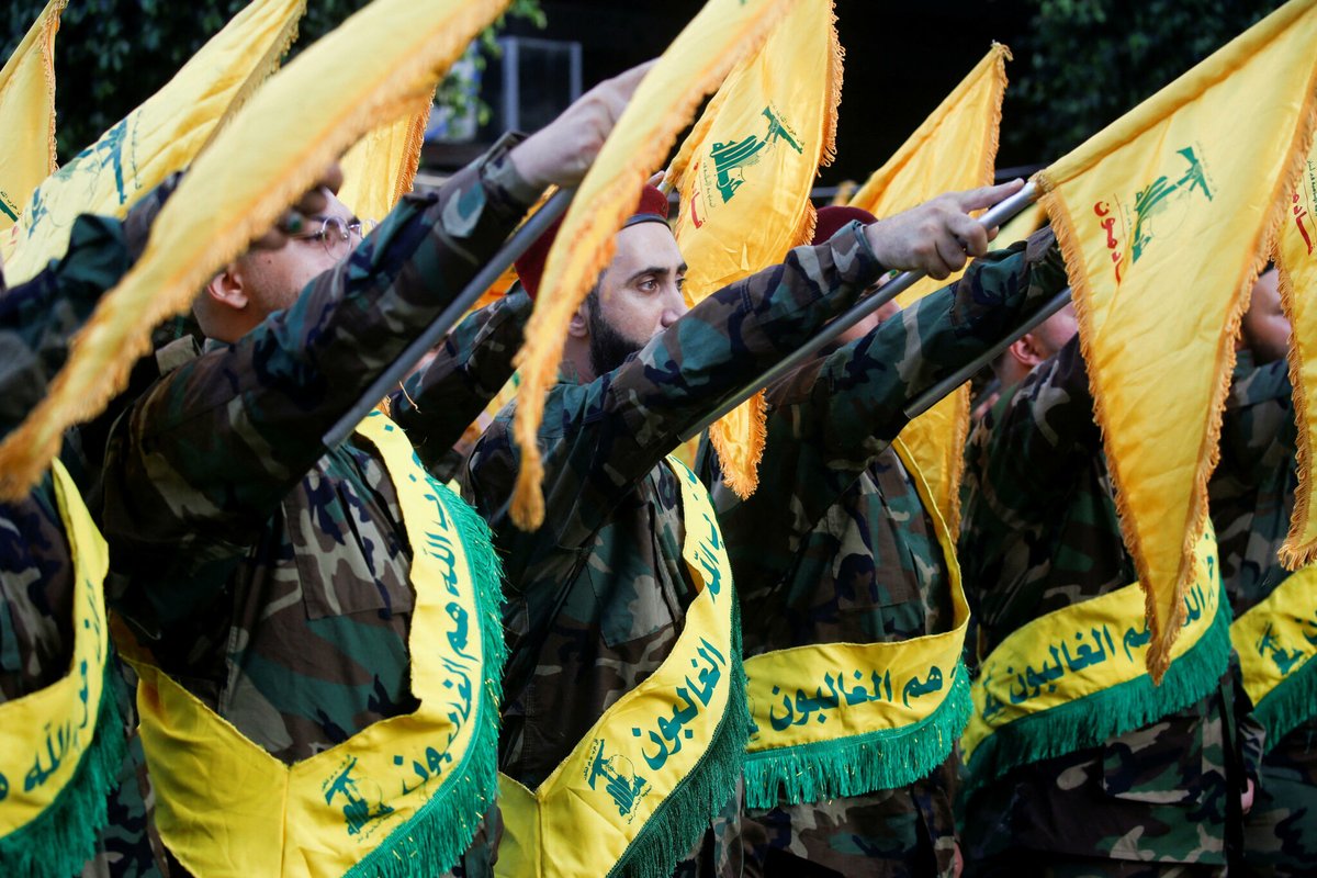 💬 «Le Hezbollah est responsable de tous les malheurs du Liban»

Le politologue franco-libanais, Antoine Basbous, revient sur 40 ans d’emprise du parti islamiste sur ce pays exsangue, rattrapé par une «guerre qui n’est pas la sienne»

Interview ➡️ l.leparisien.fr/BwOQ