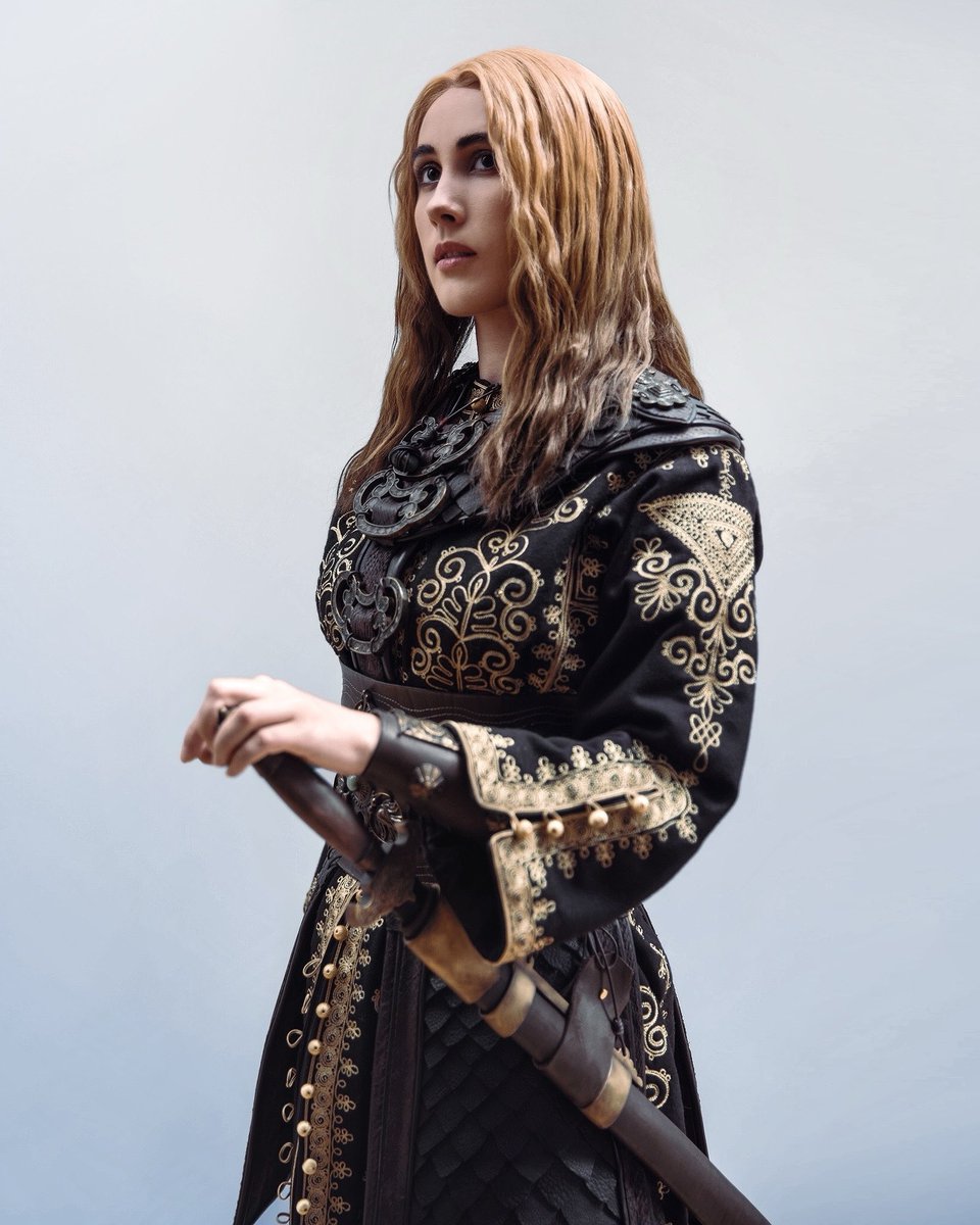 Trine_k_n's tweet photo. My Elizabeth Swann cosplay 🏴‍☠️ SO excited to go on a proper photoshoot with this! 🙌🏻 https://t.co/EcxtoFtr7Z