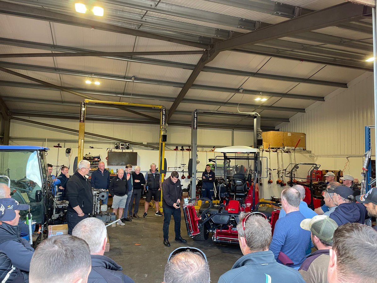 Baronessuk tweet media