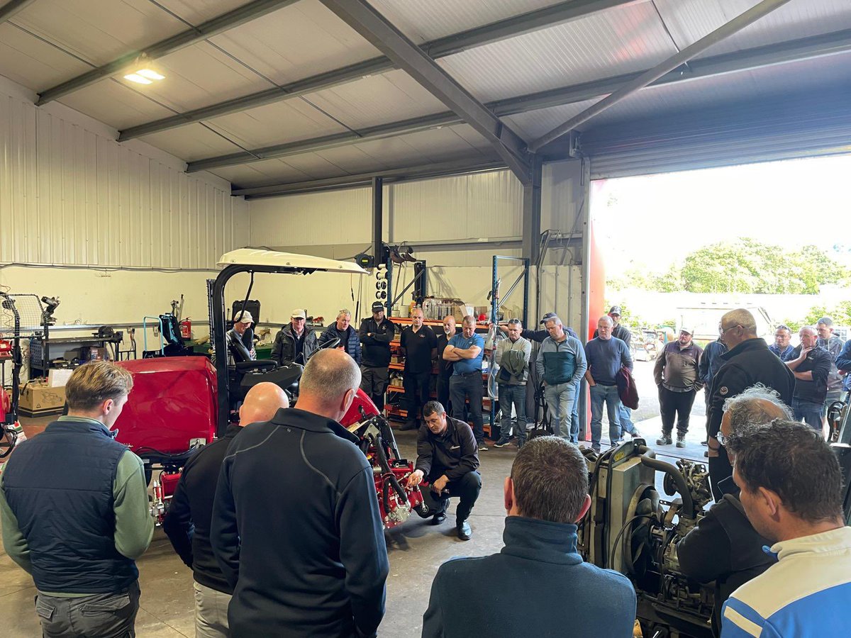 Baronessuk (@baronessuk) on Twitter photo The <a href="/baronessuk/">Baronessuk</a> <a href="/Baroness_USA/">Baroness USA</a> LM551B demonstration on Wednesday, it was raining so we moved inside.
It’s popular…😮💨
#nothingcutslikeaBaroness 😁
#Baronesseverywhere 😁
To demo the best, please follow the link to your nearest Dealer: baronessuk.com/find-a-dealer/… The <a href="/baronessuk/">Baronessuk</a> <a href="/Baroness_USA/">Baroness USA</a> LM551B demonstration on Wednesday, it was raining so we moved inside.
It’s popular…😮💨
#nothingcutslikeaBaroness 😁
#Baronesseverywhere 😁
To demo the best, please follow the link to your nearest Dealer: baronessuk.com/find-a-dealer/…