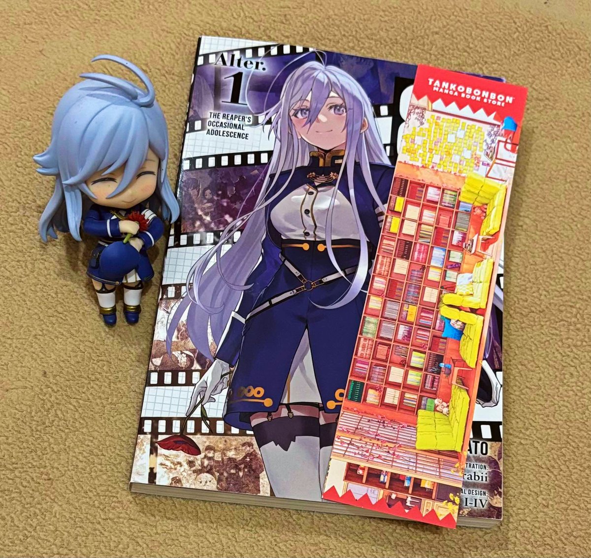 qann30's tweet image. It is finally here! I requested that this be delivered today and Tankobonbon didn't disappoint me at all.
Thank you! Alter.1 is finally home!❤️
Please cherish this happiness and get ready for Volume 13! 🫣