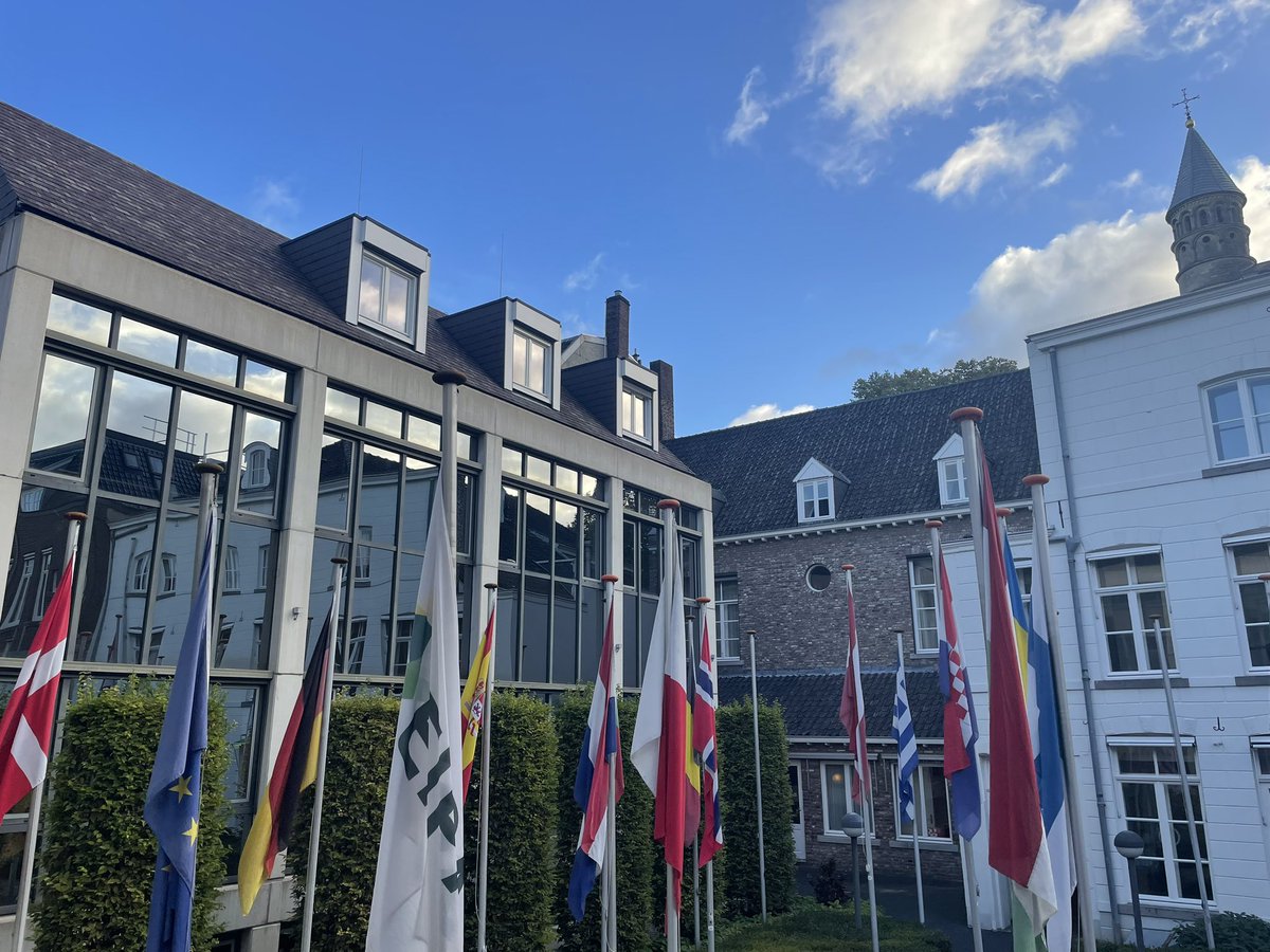 Currently enjoying to participate in the annual conference of the cross-border institutes ITEM <a href="/MaastrichtU/">Maastricht University</a> and TEIN  in beautiful Maastricht. Many inspirations for our own cross-border research!