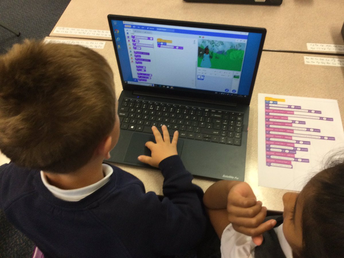 PindersPrimary's tweet photo. In Year 2 we are creating our algorithm for a traditional tales animation. We have explore all of the blocks on scratch to see what they do before we made our own. #ppcomputing https://t.co/2Nkc1PjO23