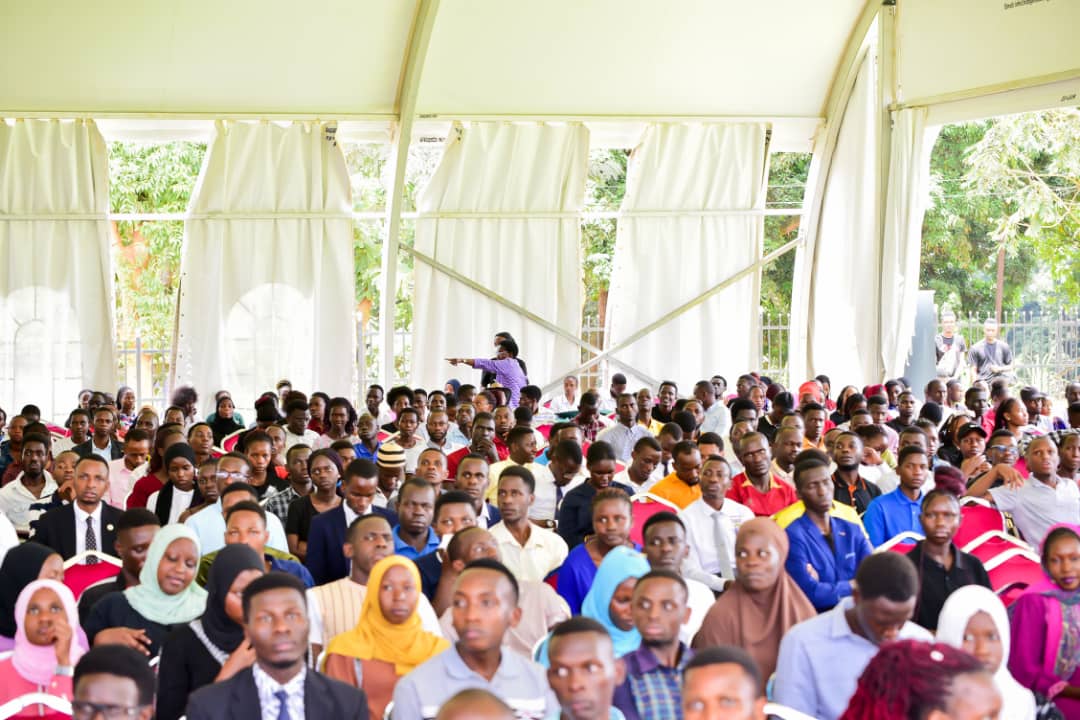 UgandaMediaCent's tweet image. .@ProfNawangwe: COVID-19 left a devastating effect on higher education and many universities have reported an upsurge in mental health and substance abuse among students and staff I #ELPLaunch| #EmergingLeadersProgram