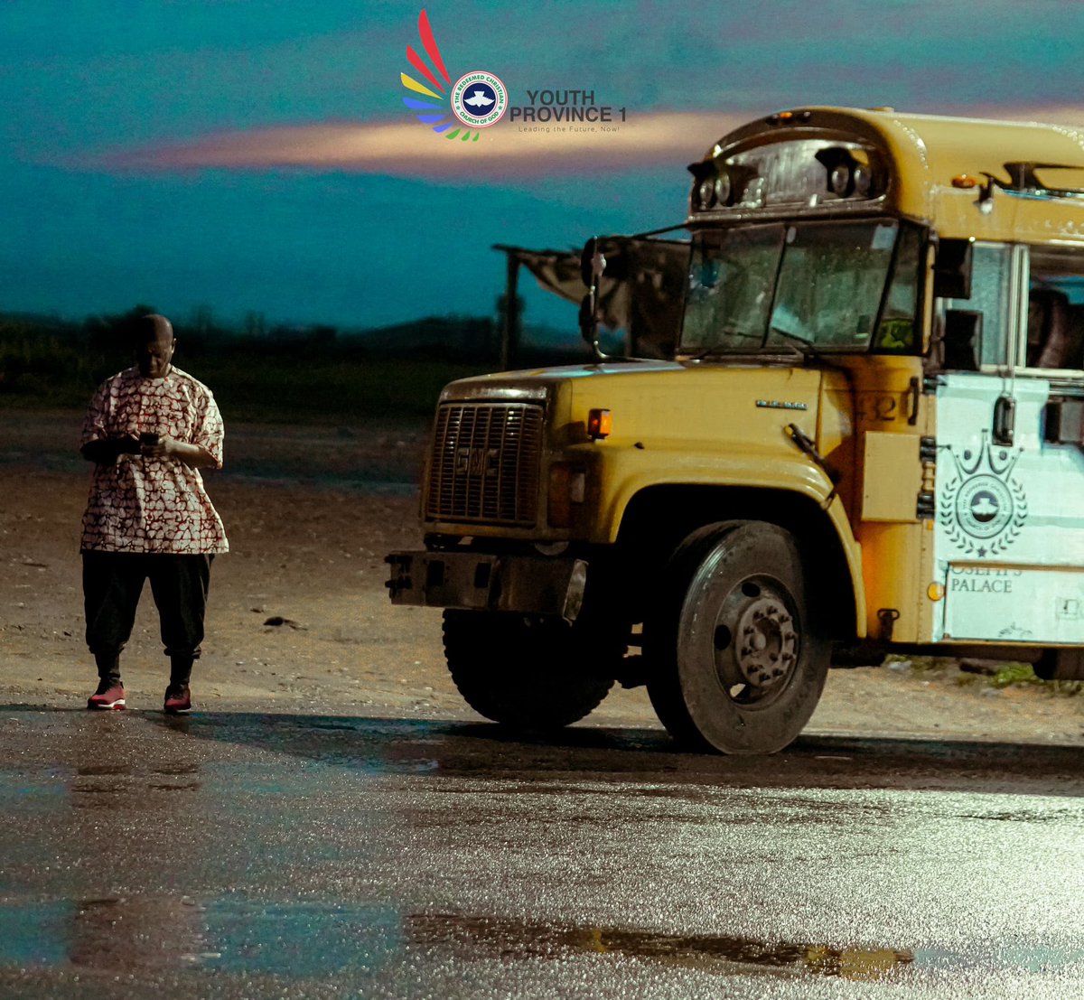 RCCGYP1's tweet image. We are honored to have our Youth Provincial Pastor(YP1) @LekeAdeboye as he joined the ongoing initiative to provide free transportation to work  this morning 💪

#rccgyp1 #rccgworldwide #rccg #freebus