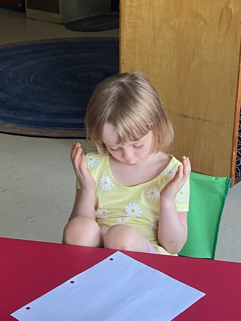 etmanskiek_LDSB's tweet photo. We enjoyed some belly breathing and mindfulness meditation. @Marys_LDSB @MPS_PC https://t.co/K9RoUOfhrv