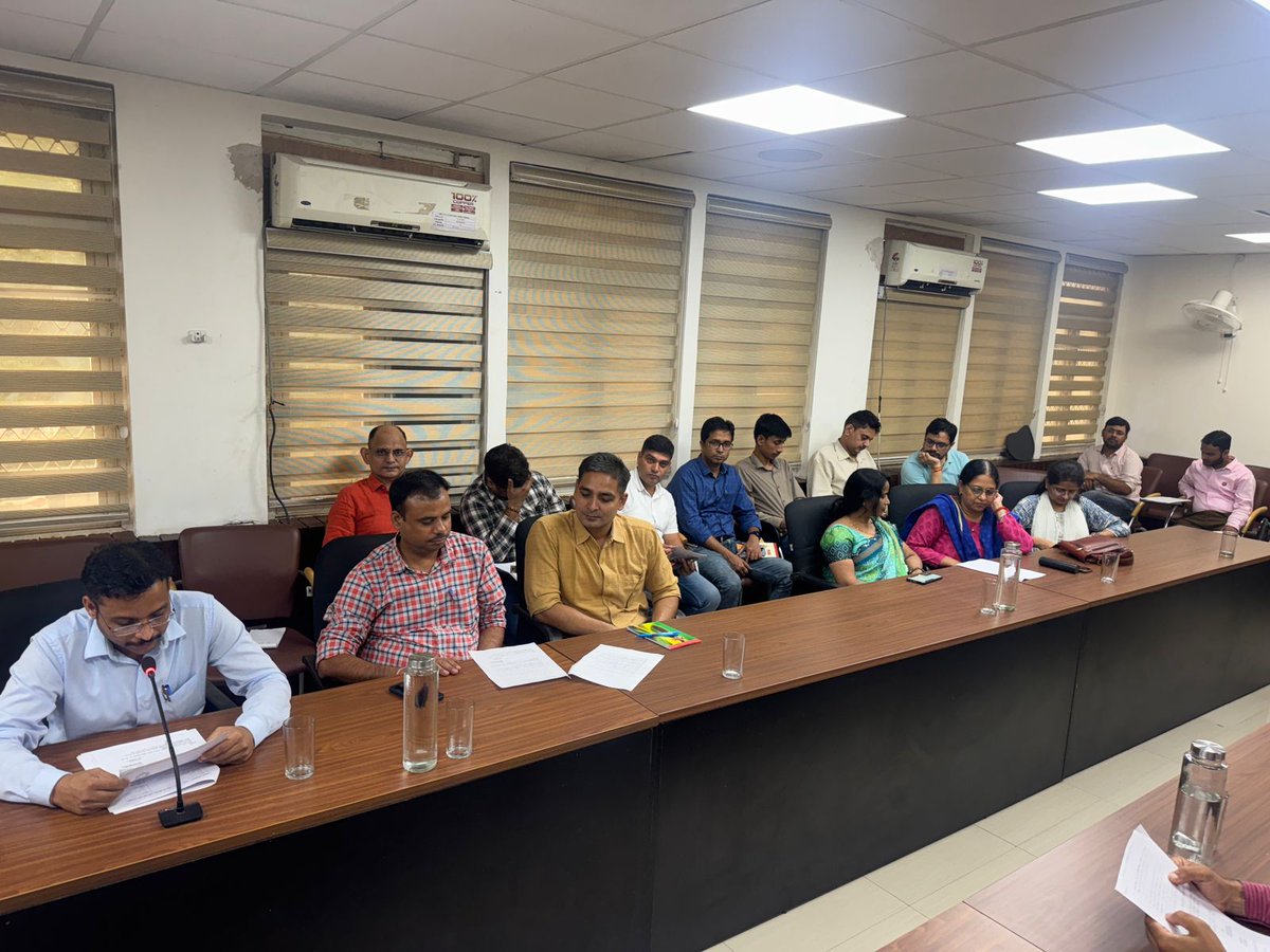 CGST_AGRA tweet media