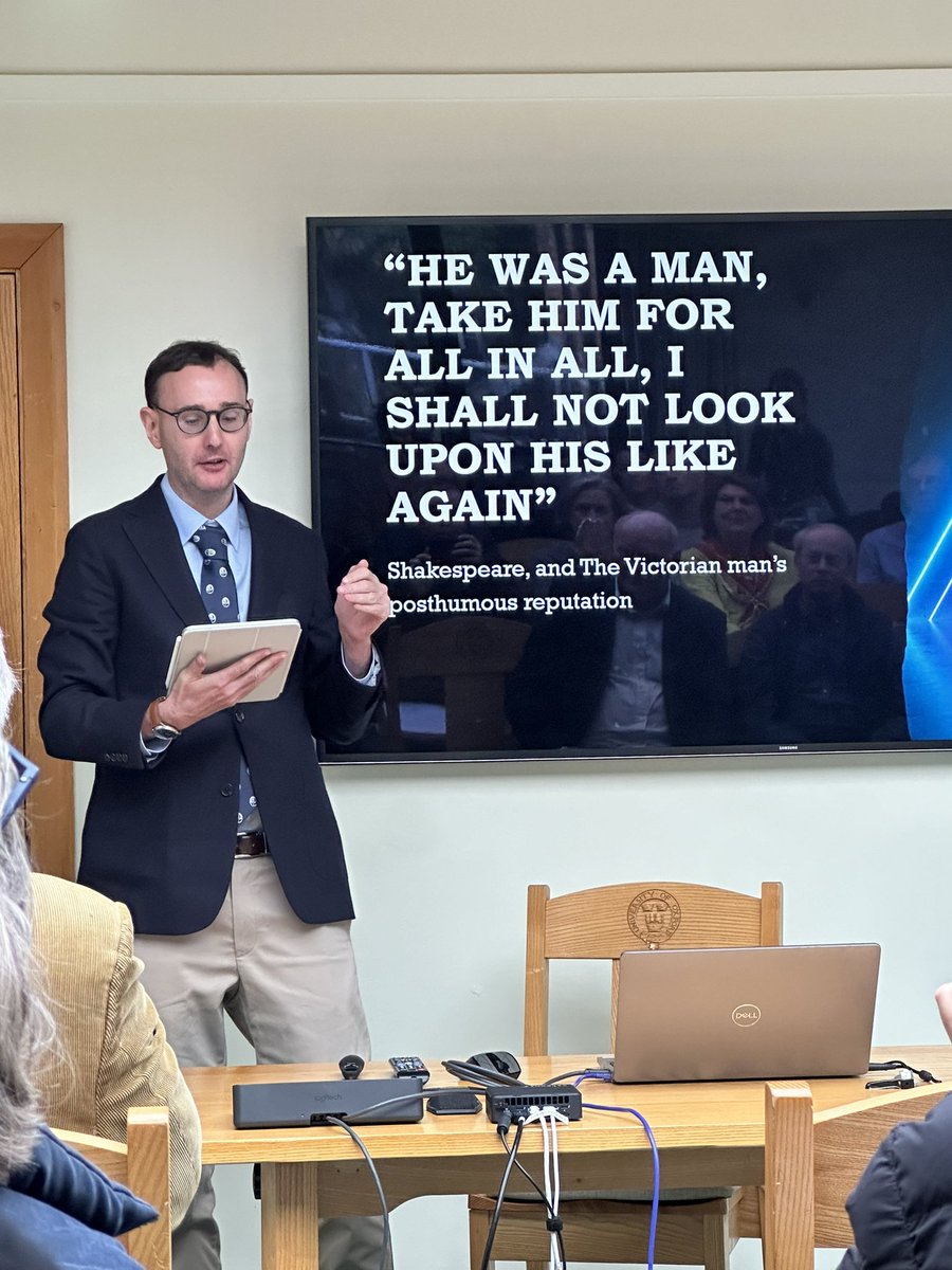 waters_writes's tweet photo. Excellent start to the @ContEdResearch @OxfordConted Graduate Research in the Humanities Conference today!  Thanks to the efforts of this man, Craig Paterson for organising, who has also given an excellent paper. https://t.co/mdQwuzXnZI