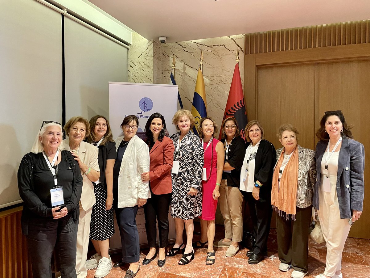 GjonajEtilda's tweet photo. Today, I had the pleasure of joining 60 women and girls from across Europe 🇪🇺, Deputy Minister Seferi &amp; the President of 'University Women of Europe' to discuss the impact of digitalization &amp; #AI on women and girls. ���🚺 
Cyber violence now adds to the existing forms of #VAG. https://t.co/MlM3kk4Q3c