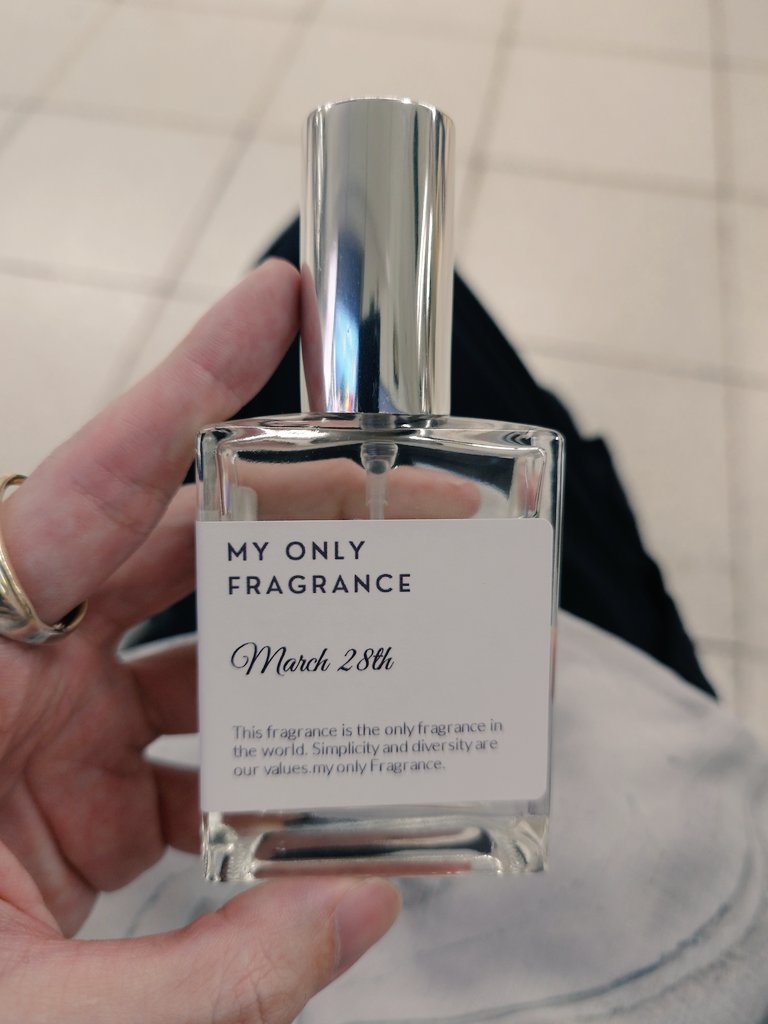 香水作りしたり🐈