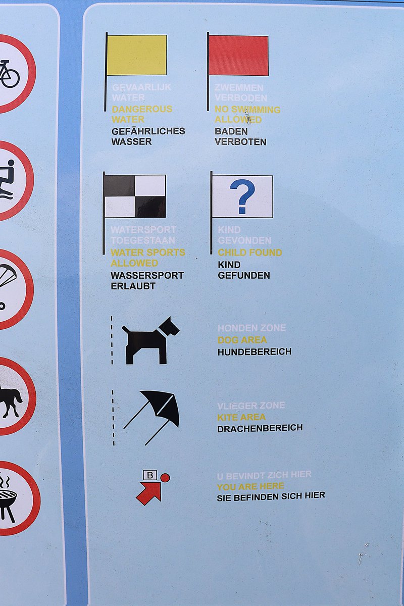 JefKPhotography's tweet photo. Flags and signs and explanations.

#signs #flags #information #explanations #3languages #threelanguages #photography #photo #photos #photograph #photographs #pictures #picture #image #images https://t.co/kTsGSsxgTl