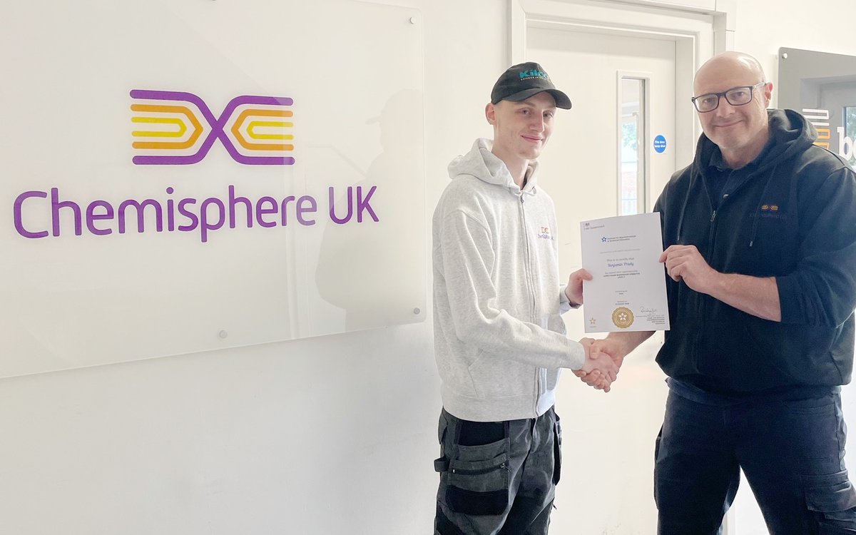 Chemisphereuk's tweet photo. Congratulations Ben Prady who has completed his Supply Chain Warehouse Operative Level 2 apprenticeship.
Wilf Worsley, Ops Director at Chemisphere, said "Ben has excelled in his role since joining us and this achievement is well deserved. He is a great team player." https://t.co/VDwX9lcgGI